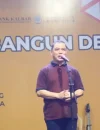 Gubernur Kalbar Ria Norsan menutup Program Gema Membangun Desa di Teluk Batang bersama masyarakat dan jajaran pemerintah Kabupaten Kayong Utara.