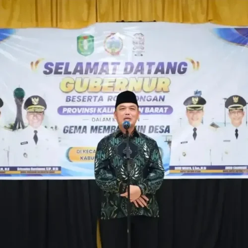 Gubernur Kalbar Ria Norsan menghadiri malam ramah tamah Program Gema Membangun Desa bersama masyarakat Teluk Batang di Kabupaten Kayong Utara.