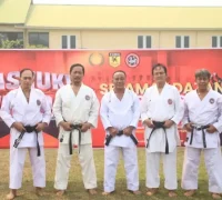 Wakil Gubernur Kalbar Krisantus Kurniawan membuka Gashuku dan Ujian DAN INKANAS Regional Zona 3 di Pontianak.