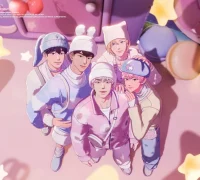 Grup idol virtual PLAVE bersama agensi Blast saat menyerahkan donasi untuk anak-anak melalui Green Umbrella. (instagram.com/plave_official)