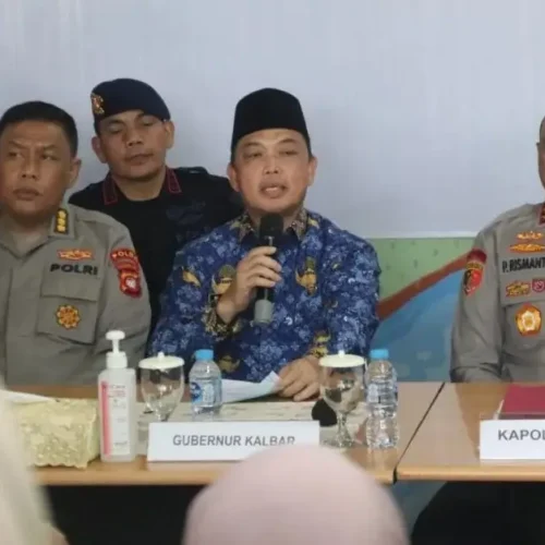 Gubernur Ria Norsan menyampaikan duka atas korban heli PK-CFX di RS Bhayangkara Pontianak.