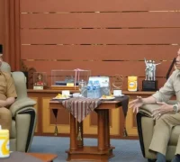 Gubernur Kalbar Ria Norsan bersama Ketua DKN Bambang Hendroyono saat audiensi membahas penguatan target FOLU Net Sink 2030 di Kalimantan Barat.