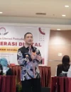 Gubernur Kalbar Ria Norsan memberikan sambutan saat membuka Pelatihan Literasi Digital dan Optimalisasi Peran Media Sosial di Pontianak. (MC Kalbar)