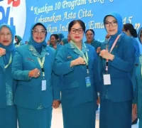 Ketua TP PKK Kalbar Erlina Ria Norsan menghadiri Puncak Peringatan HKG PKK ke-54 di Makassar bersama pengurus TP PKK Kalimantan Barat.