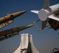 Iran ancam serang infrastruktur vital negara-negara Teluk di tengah meningkatnya ketegangan dengan Amerika Serikat.