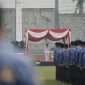 Wali Kota Pontianak Edi Rusdi Kamtono saat memimpin apel peringatan HUT ke-81 Kemerdekaan RI di Stadion PSP Pontianak, Senin (17/8/2026).