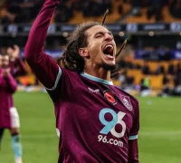 FA mendakwa Gelandang Burnley, Hannibal Mejbri atas dugaan meludah ke arah penonton Leeds United. (instagram.com/hannibal.mj)