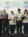 Ria Norsan dan Krisantus Kurniawan usai menanam pohon di Museum Kalimantan Barat saat Hari Bumi 2026.