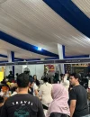 Pengunjung memadati area UMKM dan kuliner saat AVC Men’s Champions League 2026 di Pontianak.