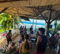 Tim SAR gabungan mengevakuasi korban speedboat SB. Mister Un yang tenggelam di perairan Teluk Tomini, Gorontalo.