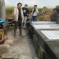 Petugas Polres Kubu Raya mengamankan terduga pelaku kasus kekerasan seksual terhadap seorang gadis di bawah umur untuk menjalani proses hukum.