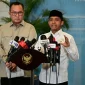 Menteri Kehutanan Raja Juli Antoni mengumumkan pembekuan izin enam perusahaan terkait karhutla di Kalimantan Tengah. (Foto: Setpres RI)