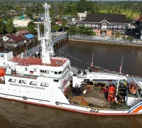 Tim SAR mencari korban KMP Virgo Transport 8 pada hari ke-14. (Foto: Kemenhub)