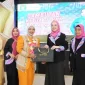 Erlina Ria Norsan menghadiri pelantikan pengurus PW IPEMI Kalbar periode 2026–2031 di Pendopo Kalbar.