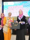 Erlina Ria Norsan menghadiri pelantikan pengurus PW IPEMI Kalbar periode 2026–2031 di Pendopo Kalbar.
