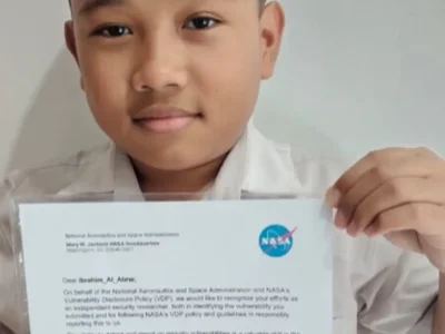 Ibrahim Al Abrar, siswa SD asal Boyolali, menerima apresiasi dari NASA setelah menemukan celah keamanan pada domain publik.