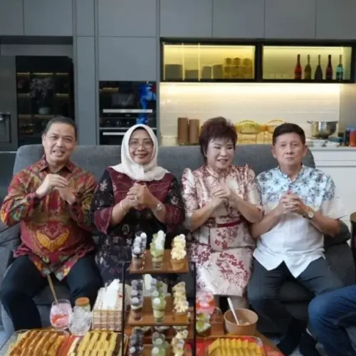 Gubernur Ria Norsan saat silaturahmi Imlek 2577 di Pontianak.