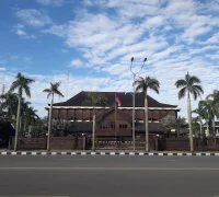 Penutupan Jalan Rahadi Usman dan pengalihan arus lalu lintas menjelang Hari Jadi ke-255 Kota Pontianak. (Foto: Google/M Sumarsono)