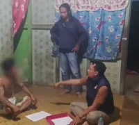 Petugas Satreskrim Polres Sekadau saat menangani kasus dugaan kekerasan seksual terhadap anak di Kabupaten Sekadau.
