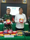 Barang bukti sabu seberat 16,4 kilogram yang diserahkan Korem 121/Alambhana Wanawwai kepada BNNP Kalimantan Barat di Pontianak. (Foto: facebook.com/TNIAngkatanDarat)