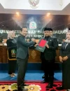 Bupati Kubu Raya Sujiwo menyampaikan LKPJ 2025 dalam rapat paripurna DPRD, (31/3/2026).