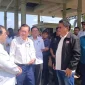 Menteri Perhubungan Sarawak Lee Kim Shin meninjau ICQS Lubok Antu untuk mempercepat operasional bus lintas negara rute Kuching–Putussibau.