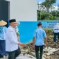 Sekda Kubu Raya Yusran Anizam meninjau pembangunan dapur program Makan Bergizi Gratis di Kecamatan Terentang.