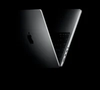Tampilan terbaru MacBook Air dan MacBook Pro dengan chip M5 yang mengusung peningkatan performa AI dan desain premium.