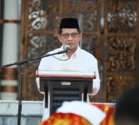 Mendagri Tito Karnavian memberikan arahan kepada kepala daerah agar tetap siaga di wilayah masing-masing selama periode libur Lebaran.