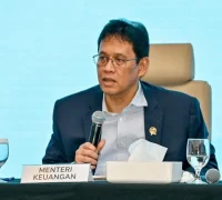 Menteri Keuangan Purbaya Yudhi Sadewa terkait aturan baru DHE SDA yang mewajibkan eksportir menyimpan dolar di bank dalam negeri.