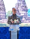 Menperin Agus Gumiwang Kartasasmita Menteri Perindustrian Agus Gumiwang Kartasasmita saat memberikan sambutan di ITMF & IAF World Fashion Convention 2025 di Yogyakarta. (Dok. Kemenperin)