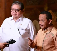 Menteri ESDM Bahlil Lahadalia menyampaikan kebijakan pemerintah terkait harga khusus solar Rp15.000 per liter bagi nelayan kapal berukuran 30 hingga 200 GT sebagai tindak lanjut arahan Presiden Prabowo Subianto.