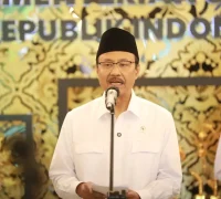 Menteri Sosial Saifullah Yusuf melantik 830 ASN Kemensos yang terdiri dari 820 Guru Sekolah Rakyat dan 10 Pejabat Fungsional, Rabu (26/11/2025). (Dok. Kemensos)