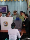 Militer dan politikus USDP di Myanmar saat penghitungan suara. (facebook/MizzimaMyanmarNews)