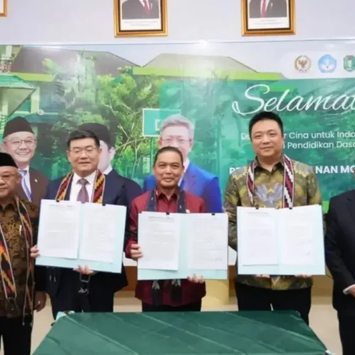 Gubernur Ria Norsan usai penandatanganan MoU program beasiswa internasional Kalbar dengan Yongzhou Polytechnic Institute di Pontianak.