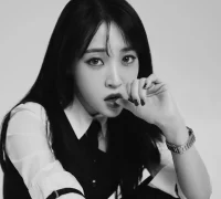 Moonbyul dalam konser tur global “MUSEUM” di Singapura, disambut antusiasme luar biasa dari para penggemar. (instagram.com/mo_onbyul)