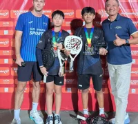 Muhammad Raja Barges Raja asal Pontianak dan Zac Valentino Latief meraih juara U-12 dan runner-up U-14 di FIP Promises Hong Kong III 2026. (Ist)