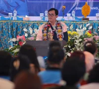 Wakil Wali Kota Singkawang Muhammadin menghadiri pembukaan RAT Credit Union Bonaventura Tahun Buku 2025 di Gedung Samudera Singkawang, (7/3/2026).