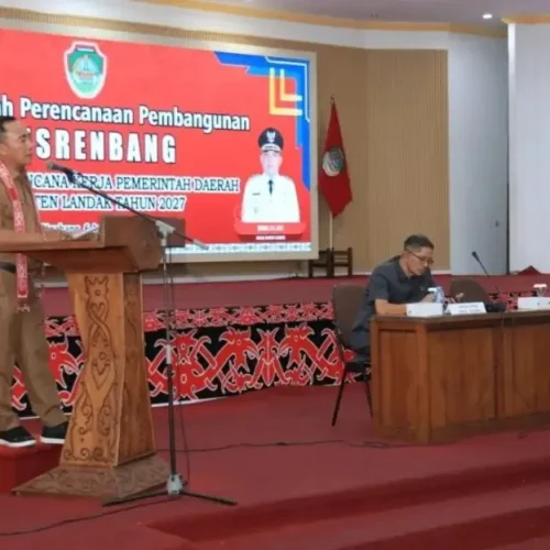 Wagub Kalbar Krisantus Kurniawan saat menghadiri Musrenbang RKPD Kabupaten Landak Tahun 2027 di Aula Kantor Bupati Landak, (6/4/2026).