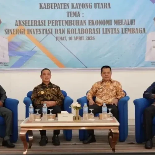 Gubernur Kalbar Ria Norsan saat menghadiri Musrenbang RKPD 2027 di Kayong Utara.
