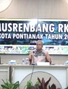 Sekda Kalbar Harisson membuka Musrenbang Pontianak 2027 di Aula SSA, Kamis (2/4/2026).