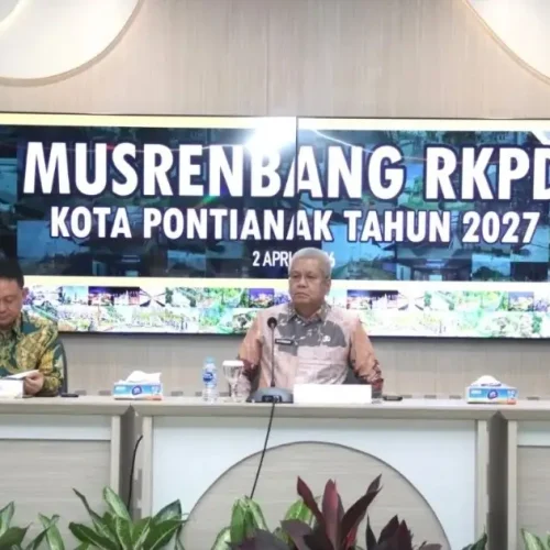 Sekda Kalbar Harisson membuka Musrenbang Pontianak 2027 di Aula SSA, Kamis (2/4/2026).