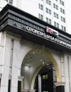 OJK membekukan 36.735 rekening terindikasi judi online.