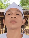 Saepul Bahri Binzein menyampaikan klarifikasi usai lagu Lalaki Langit menuai kritik publik.