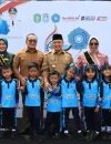 Gubernur Kalbar Ria Norsan membuka Rakor Pokja Bunda PAUD dan mengukuhkan Pengurus FORIKAN Kalbar.