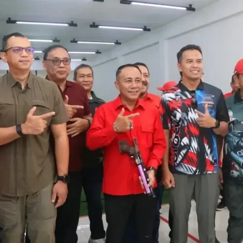 Wagub Krisantus Kurniawan membuka PERBAKIN Kalbar Cup 2026 di Pontianak.