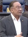 Perdana Menteri Malaysia Anwar Ibrahim memberikan penjelasan di Parlemen terkait isu perbatasan Sabah dan Kalimantan.