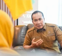 Bupati Kubu Raya, Sujiwo saat memimpin Forkopimda terkait strategi Kubu Raya memulihkan lahan pascakarhutla, Senin (28/9/2026). (Foto: Prokopim KKR)