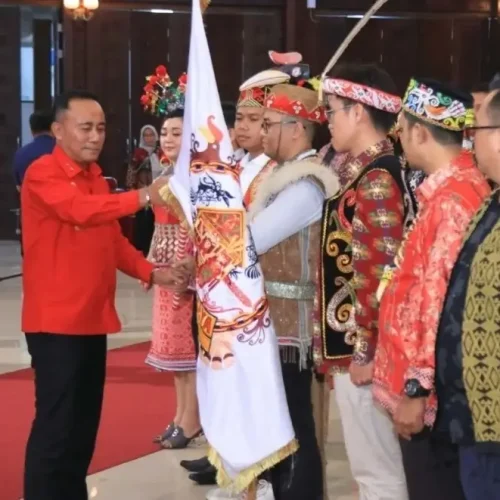 Wagub Kalbar Krisantus Kurniawan saat menghadiri Paskah dan pengukuhan pengurus BRPD di Pendopo Gubernur.