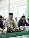 Sekda Kalbar Harisson melaksanakan Salat Iduladha 1447 H bersama ASN di Masjid An Na’im Pontianak.
